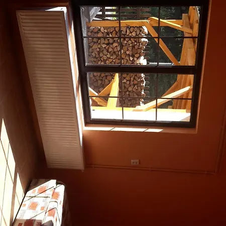 V Zatacce Apartment *